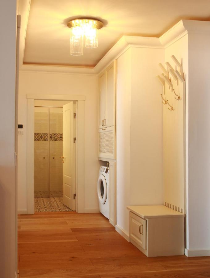 Premium Central Apartment Braşov Exterior foto